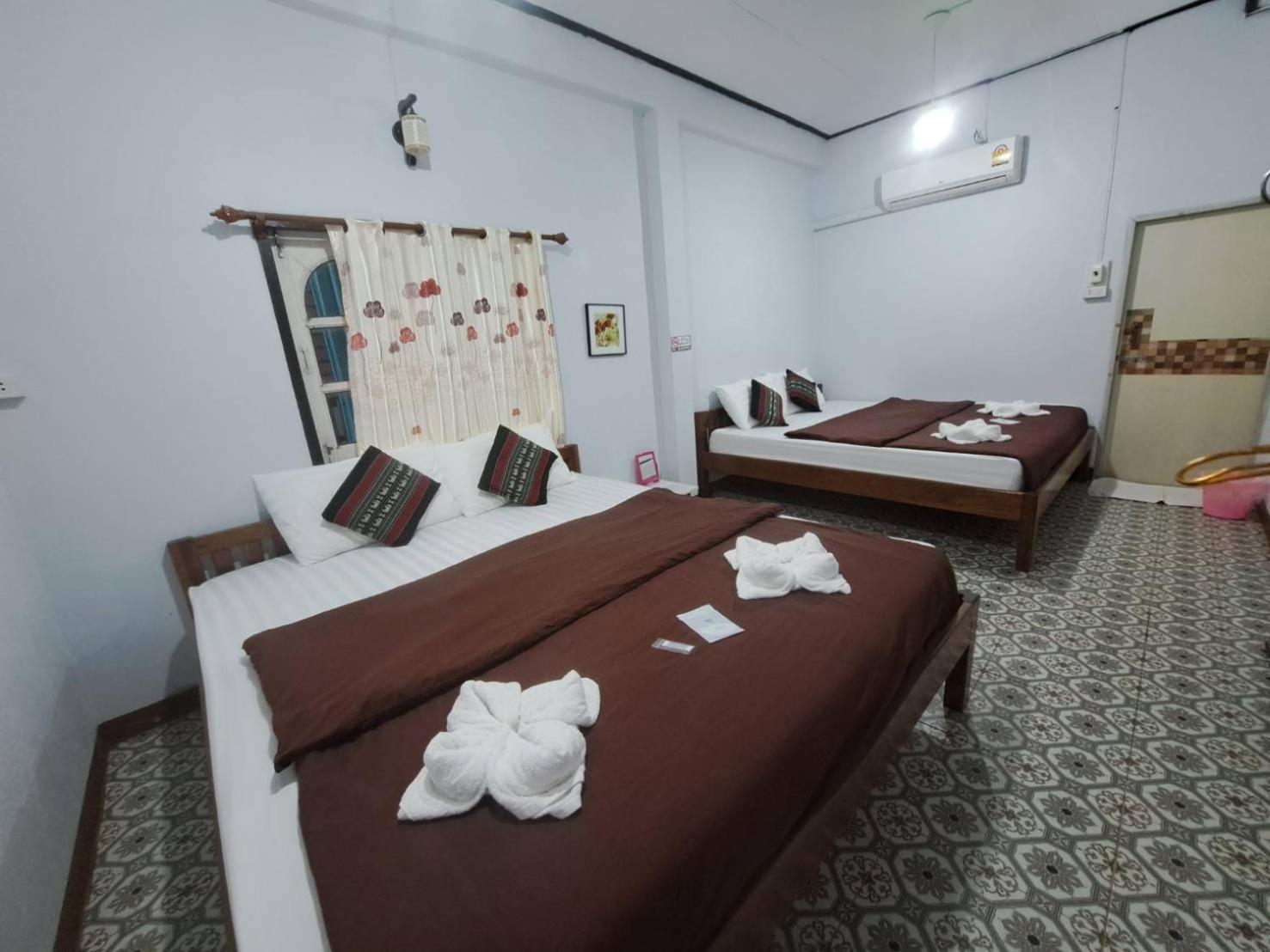 ไทยกันเอง ริมโขง Apartment Chiang Khan Exterior photo